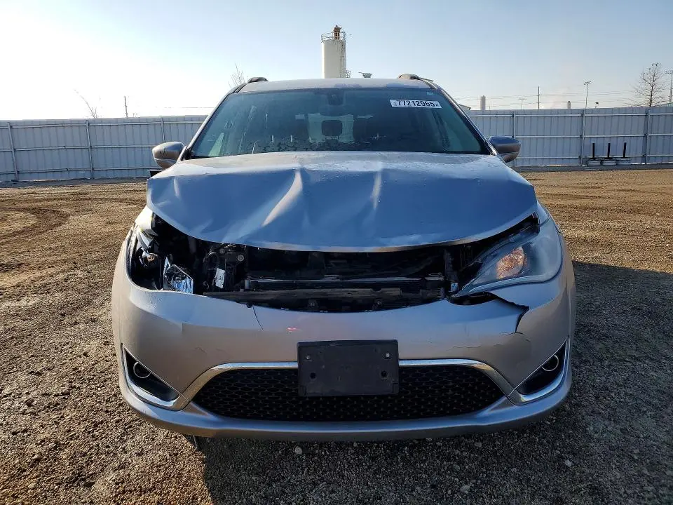 2017 CHRYSLER PACIFICA TOURING L  