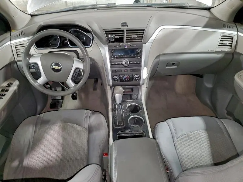 2011 CHEVROLET TRAVERSE LS  