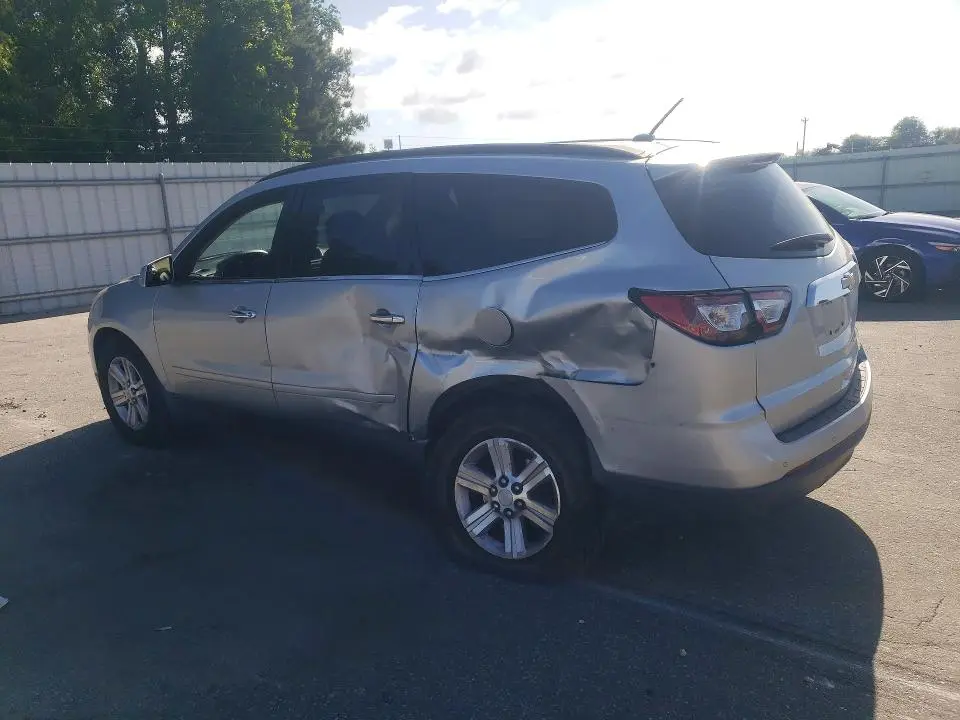 2014 CHEVROLET TRAVERSE LT  