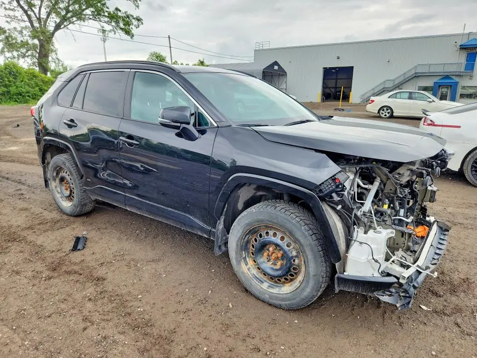 2024 TOYOTA RAV4 SE  