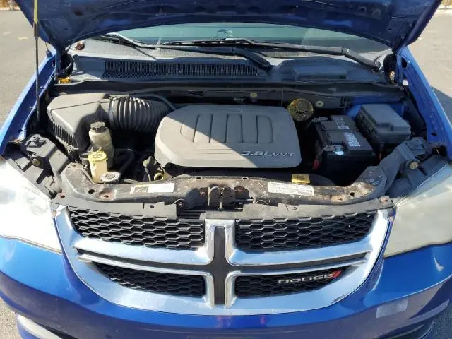 2013 DODGE GRAND CARAVAN SE  