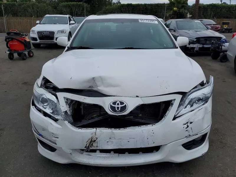 2011 TOYOTA CAMRY BASE  