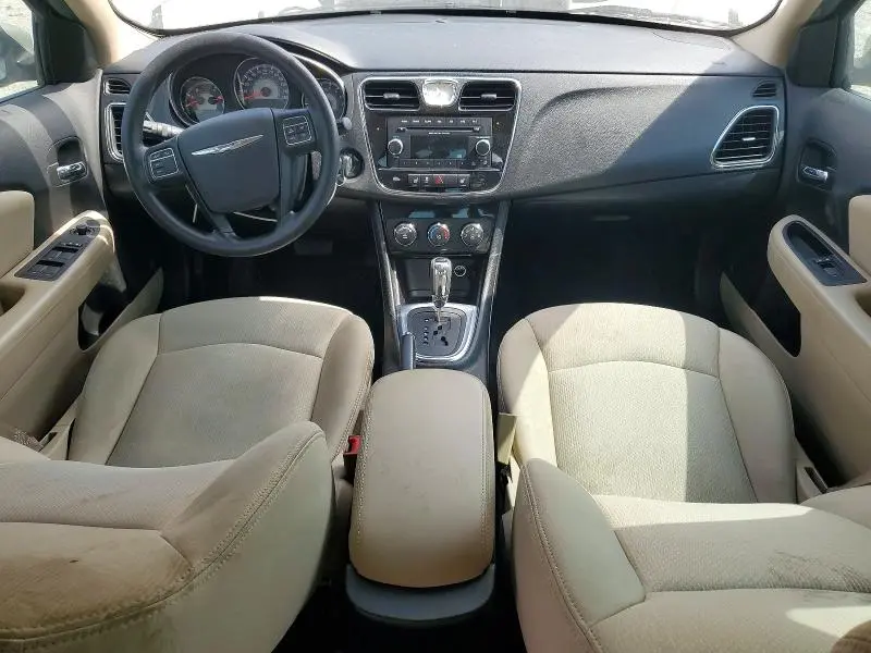 2013 CHRYSLER 200 LX  
