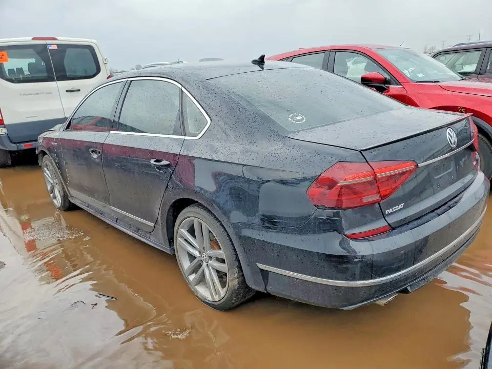 2017 VOLKSWAGEN PASSAT R-LINE  