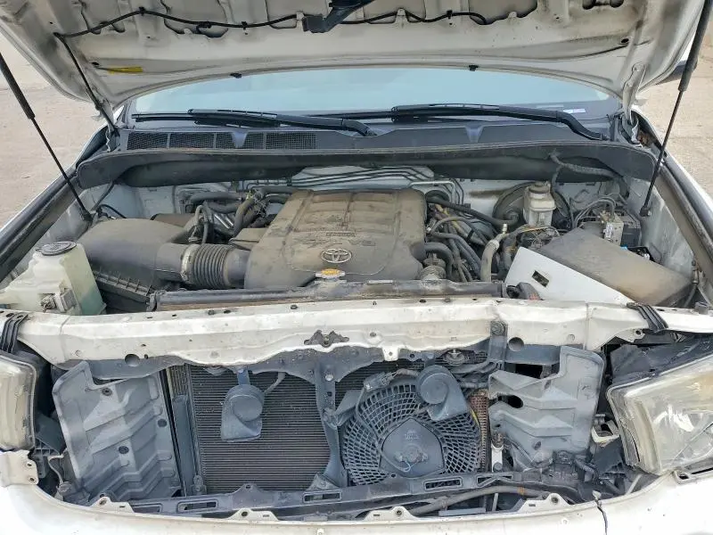 2014 TOYOTA SEQUOIA SR5  