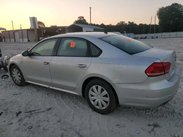 2012 VOLKSWAGEN PASSAT S  