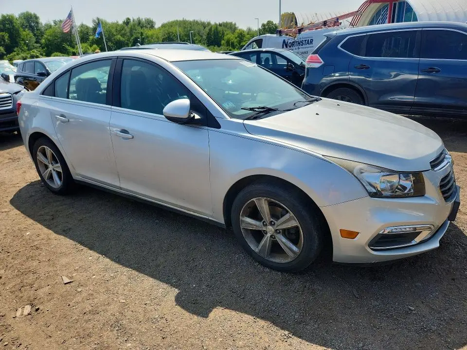 2015 CHEVROLET CRUZE LT  
