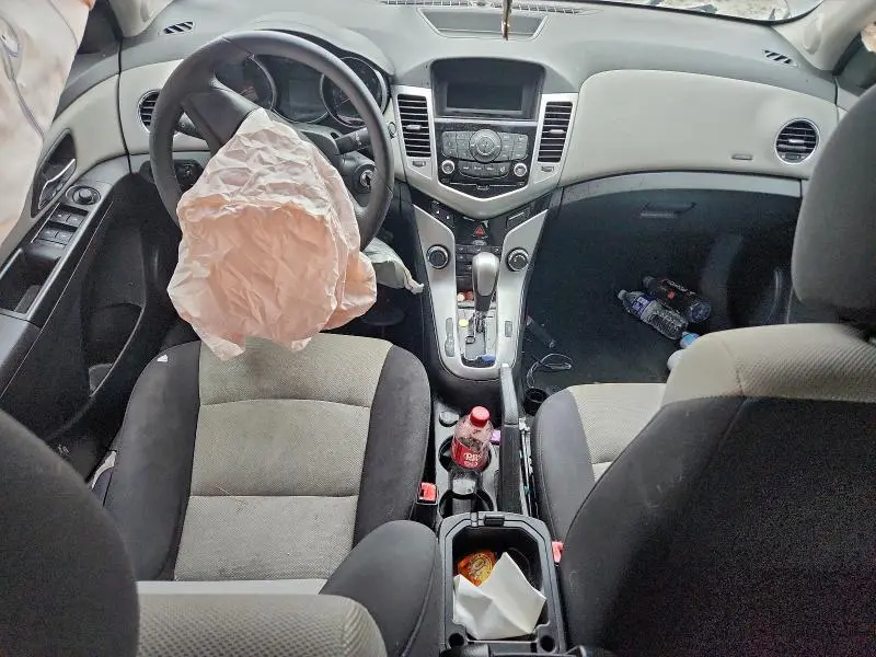 2012 CHEVROLET CRUZE LS  