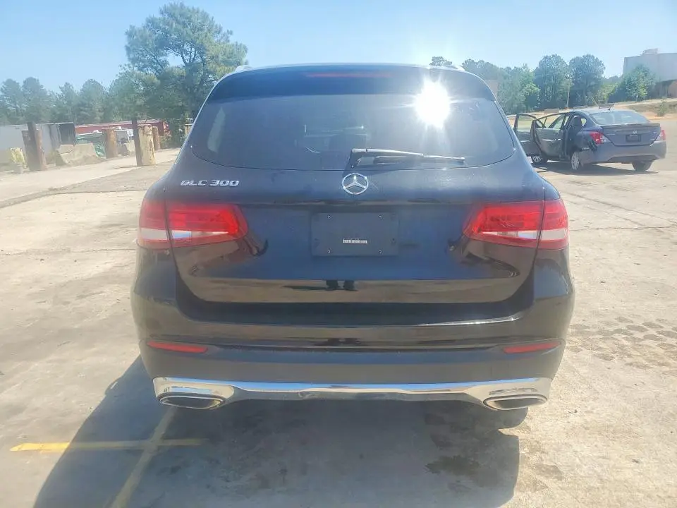 2017 MERCEDES-BENZ GLC 300  