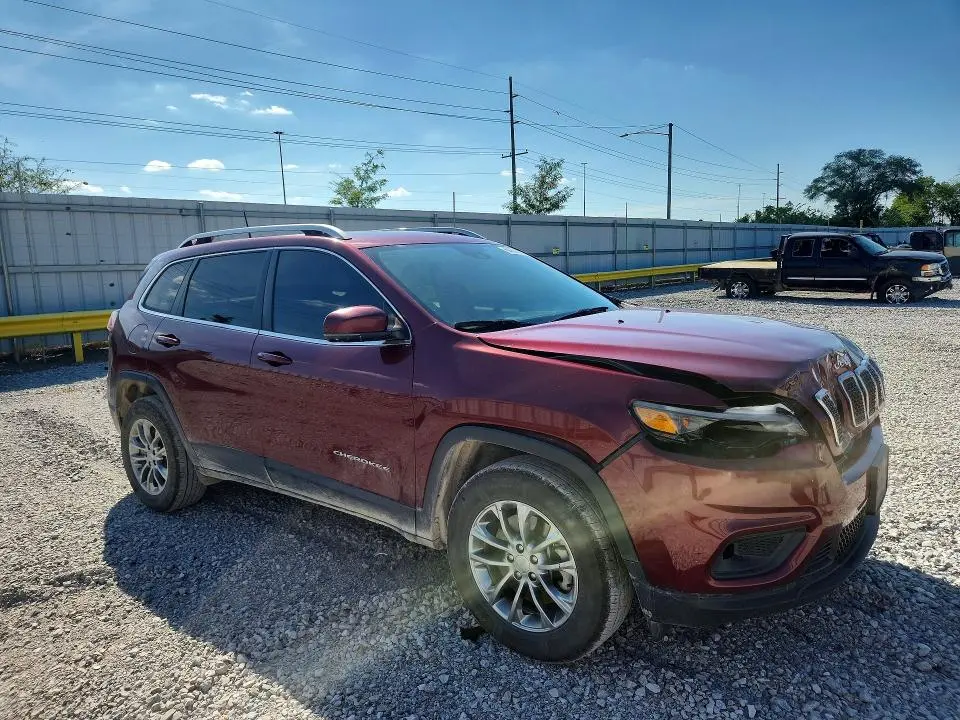2021 JEEP CHEROKEE LATITUDE PLUS  