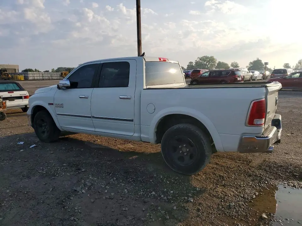 2016 RAM 1500 LARAMIE  