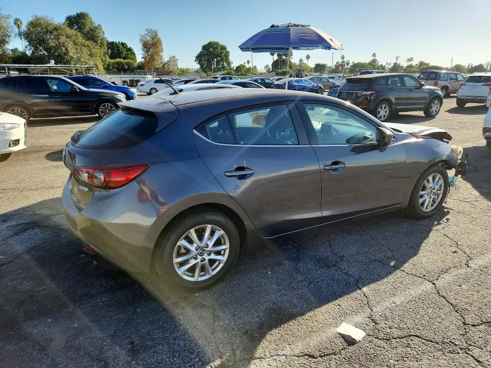 2016 MAZDA 3 TOURING  