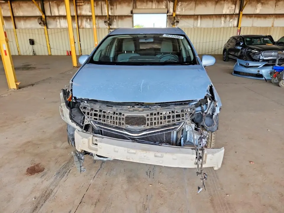 2014 TOYOTA PRIUS V TWO  