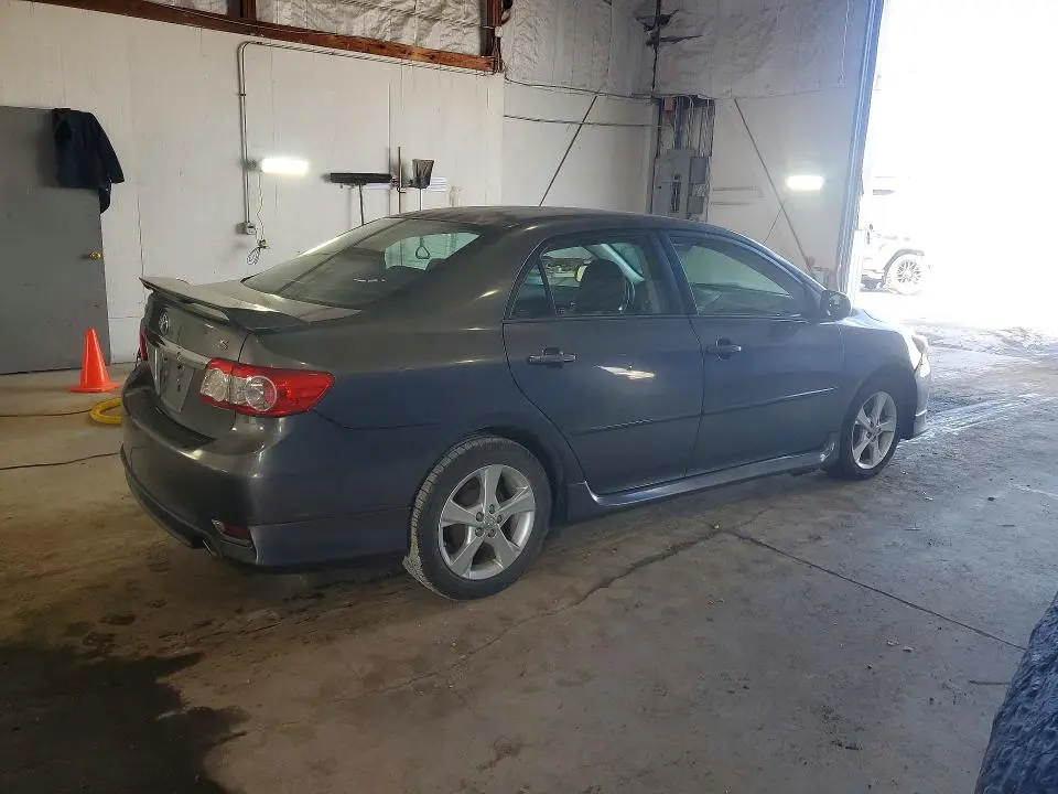 2013 TOYOTA COROLLA S  