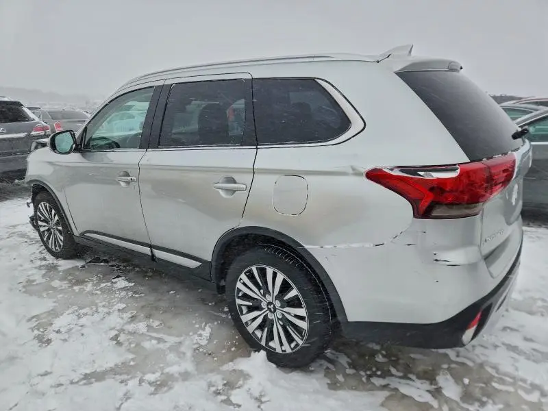 2020 MITSUBISHI OUTLANDER SE  