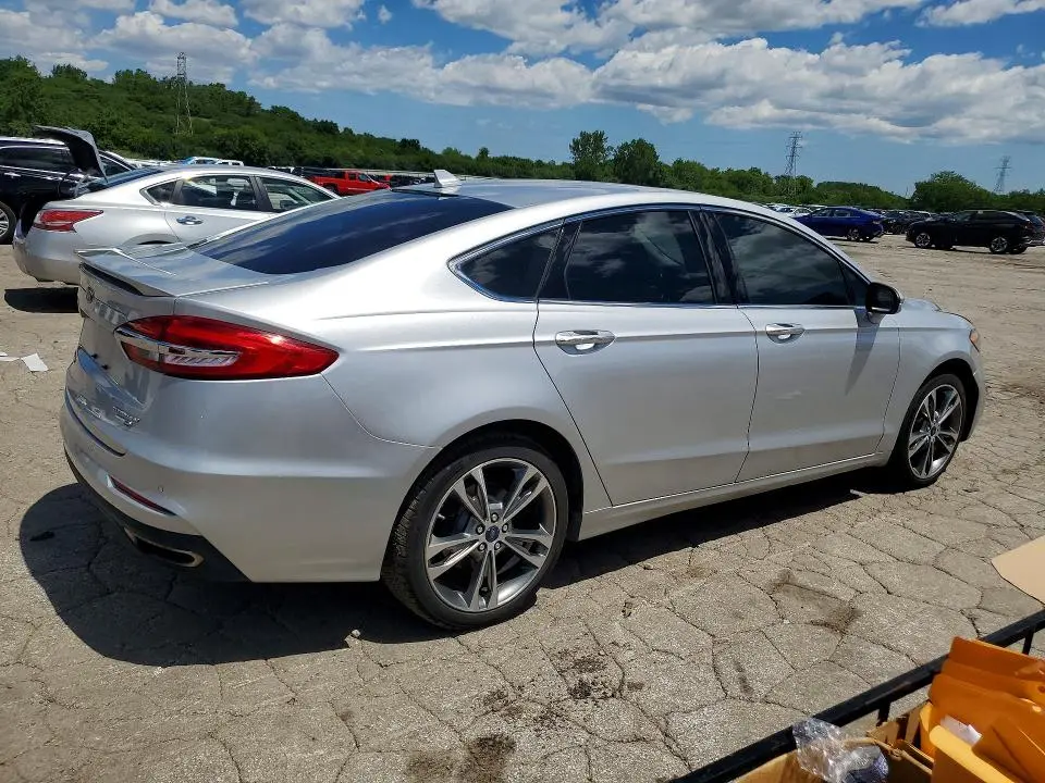 2019 FORD FUSION TITANIUM  