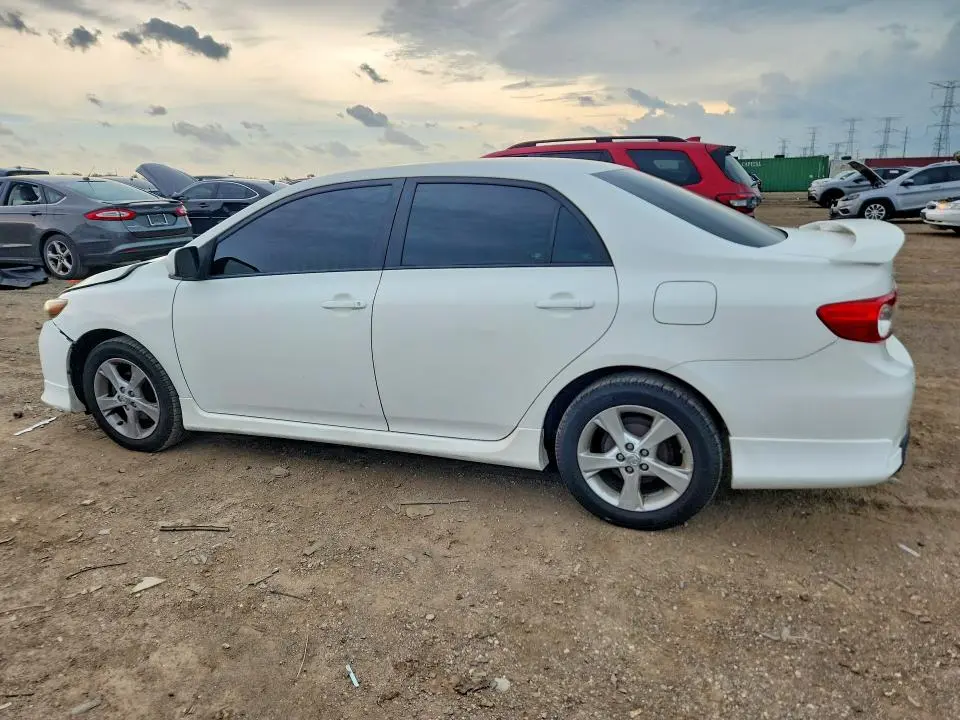 2011 TOYOTA COROLLA S  