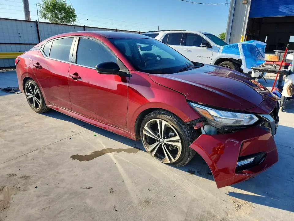 2022 NISSAN SENTRA SR  
