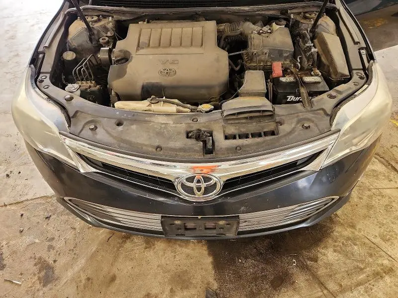 2015 TOYOTA AVALON LIMITED  