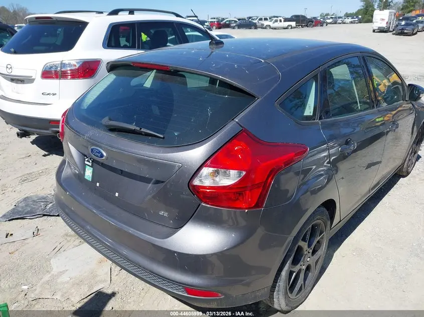 2013 FORD FOCUS SE