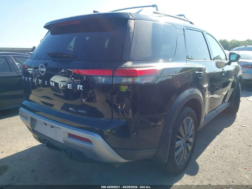 2024 NISSAN PATHFINDER SL 4WD