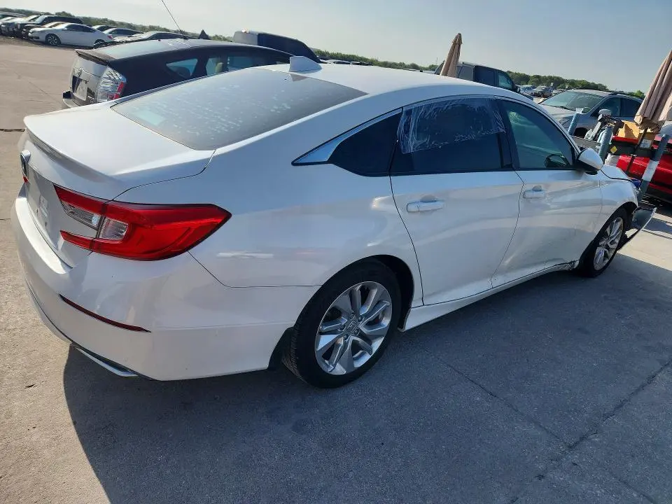 2020 HONDA ACCORD LX  