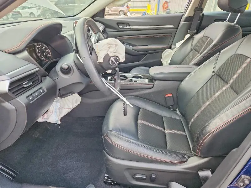 2023 NISSAN ALTIMA SR  