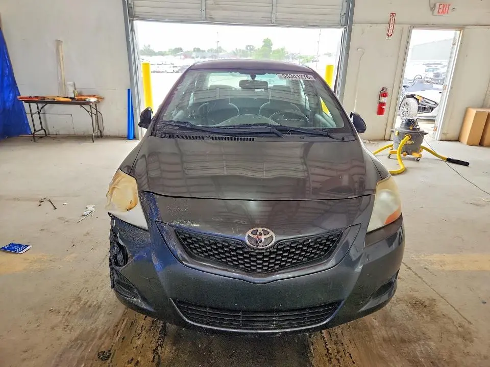 2010 TOYOTA YARIS BASE  