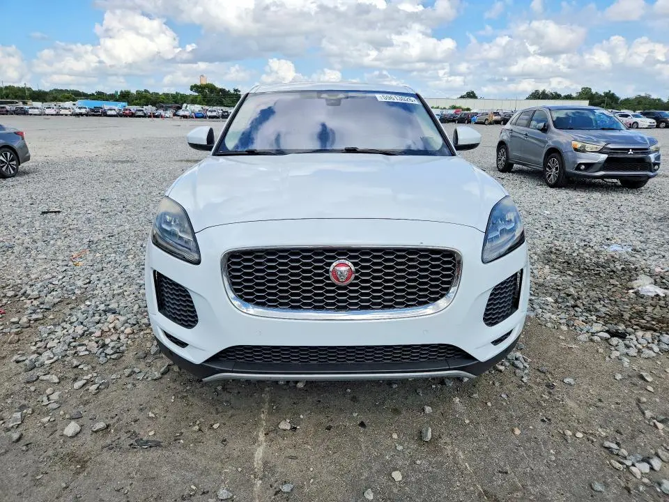 2019 JAGUAR E-PACE SE  