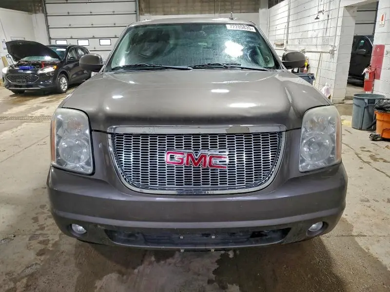 2012 GMC YUKON XL K1500 SLT  