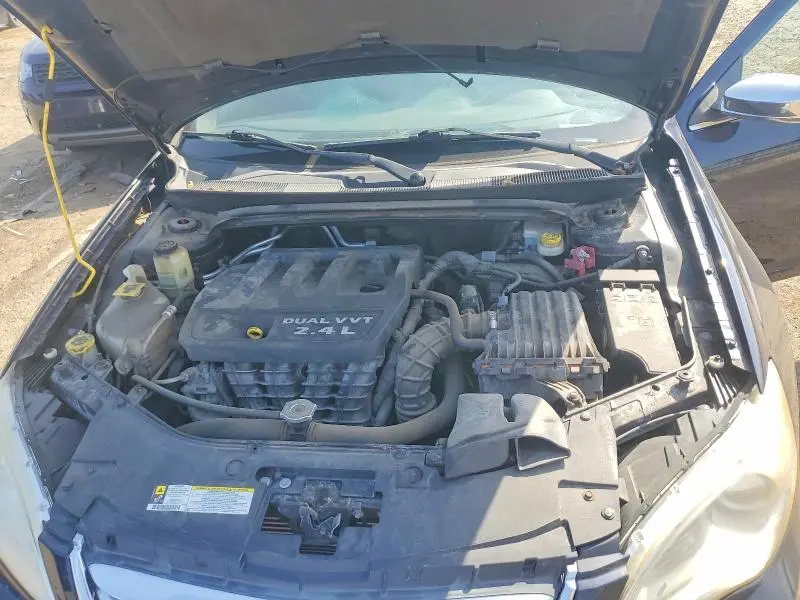 2011 CHRYSLER 200 LIMITED  