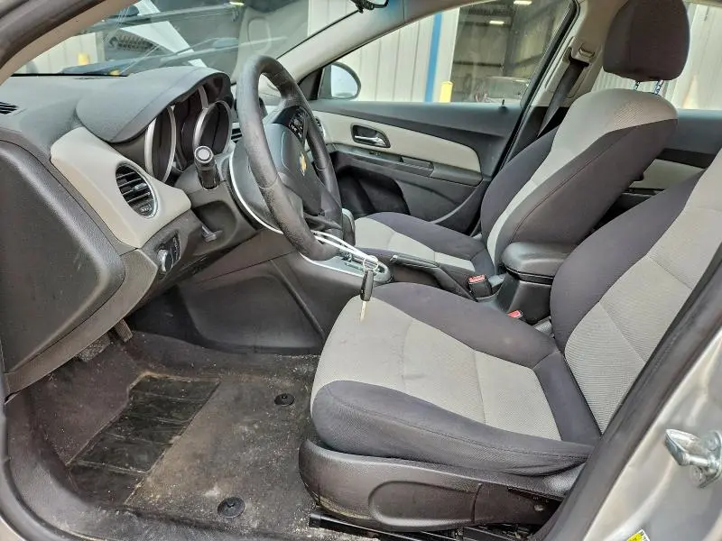 2013 CHEVROLET CRUZE LS  