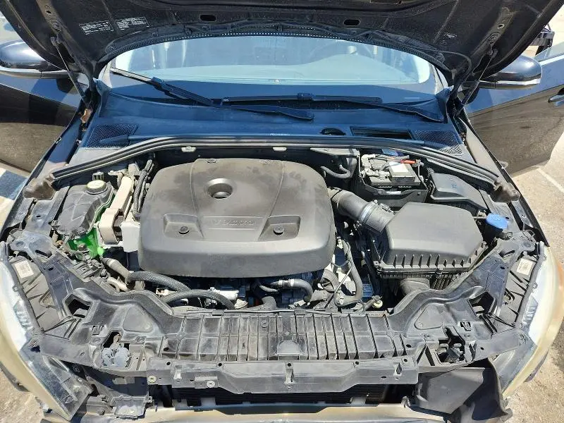 2015 VOLVO V60 PREMIER  