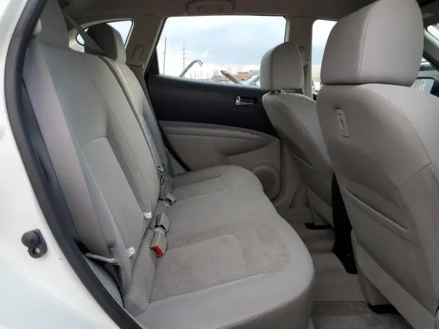 2015 NISSAN ROGUE SELECT S  