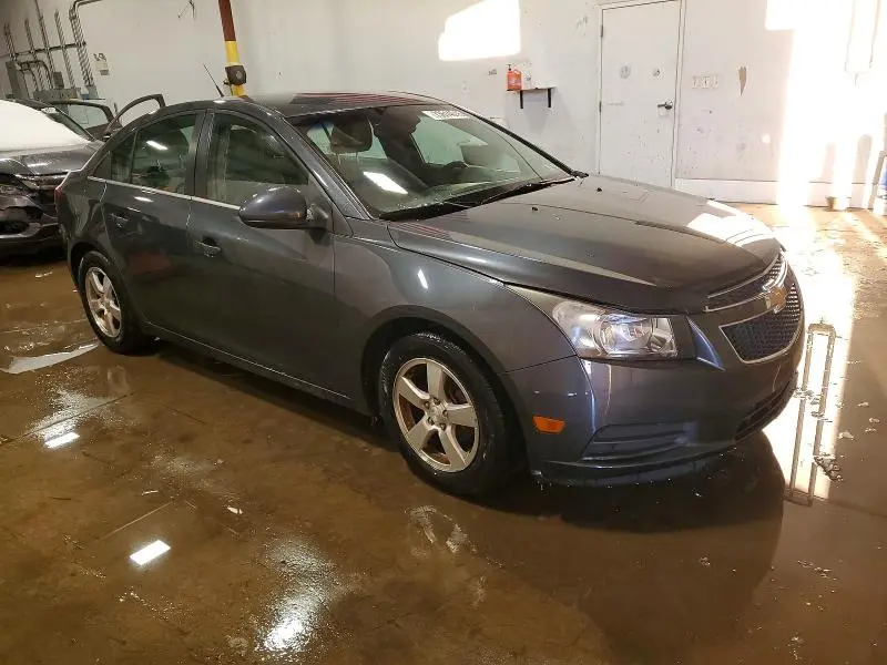 2013 CHEVROLET CRUZE LT  