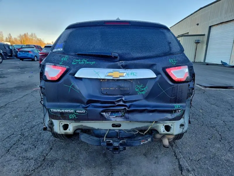 2017 CHEVROLET TRAVERSE LT  
