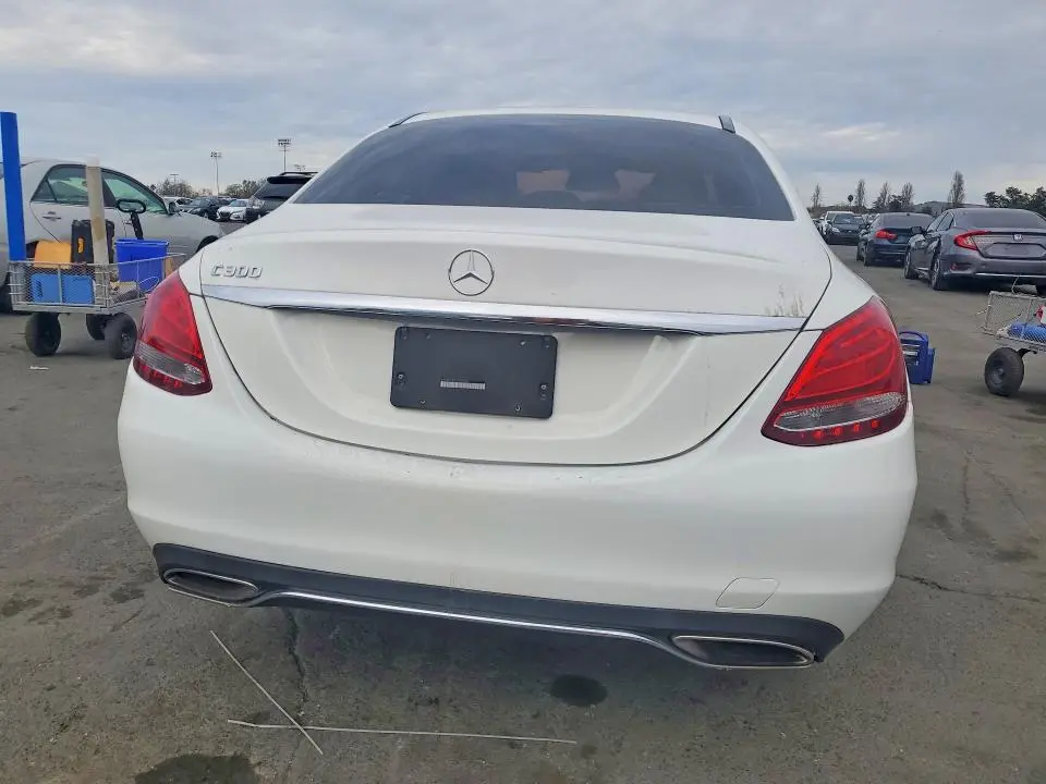 2018 MERCEDES-BENZ C 300  