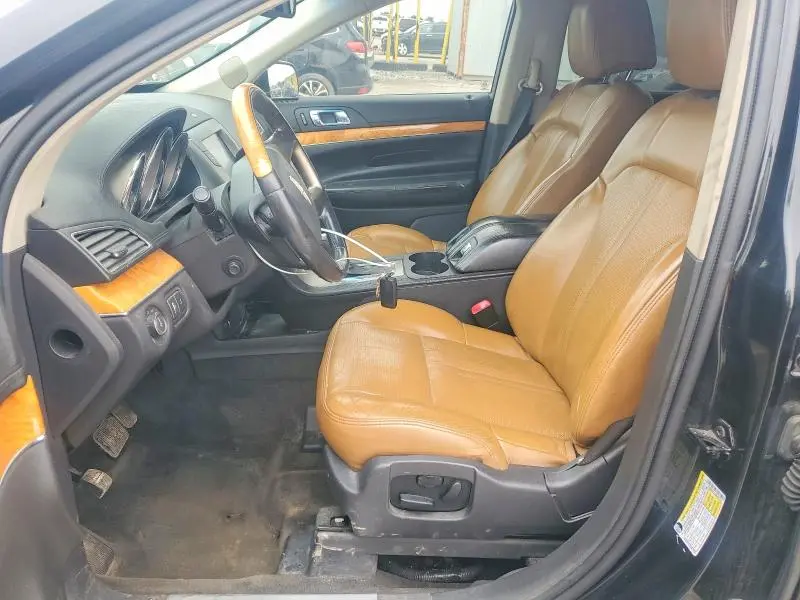 2010 LINCOLN MKT   