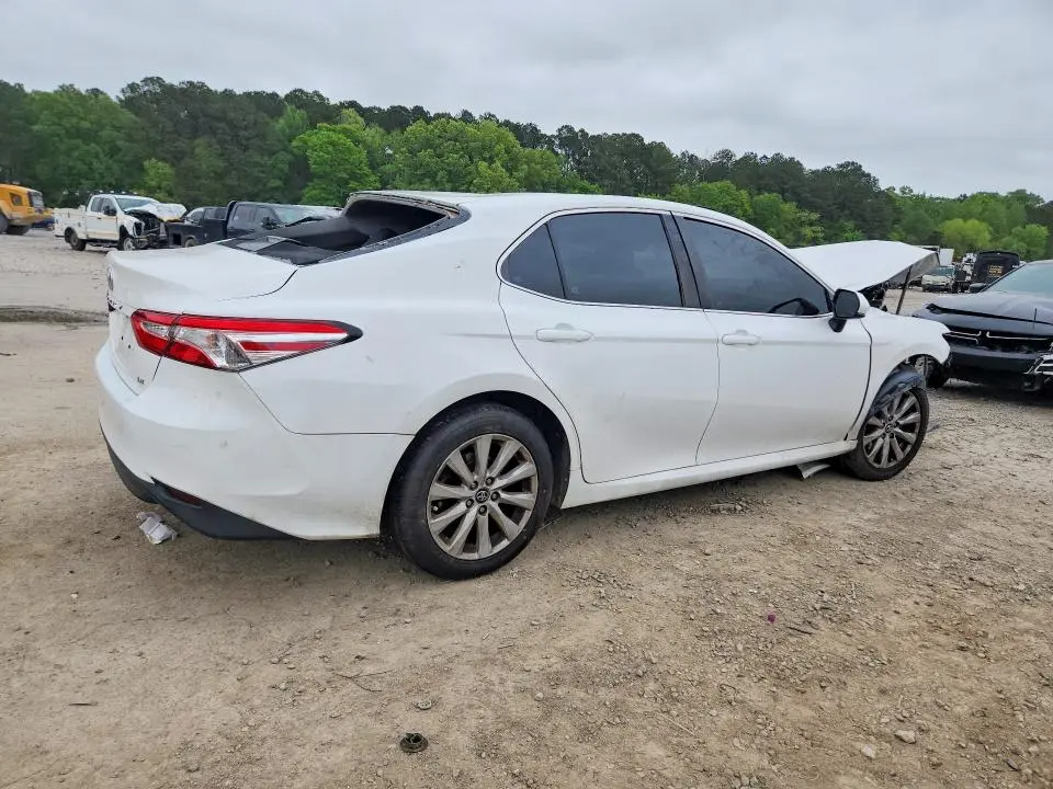 2018 TOYOTA CAMRY LE  