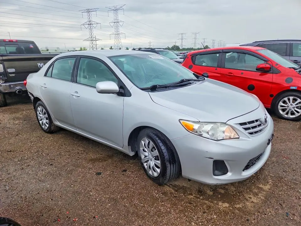 2013 TOYOTA COROLLA LE  