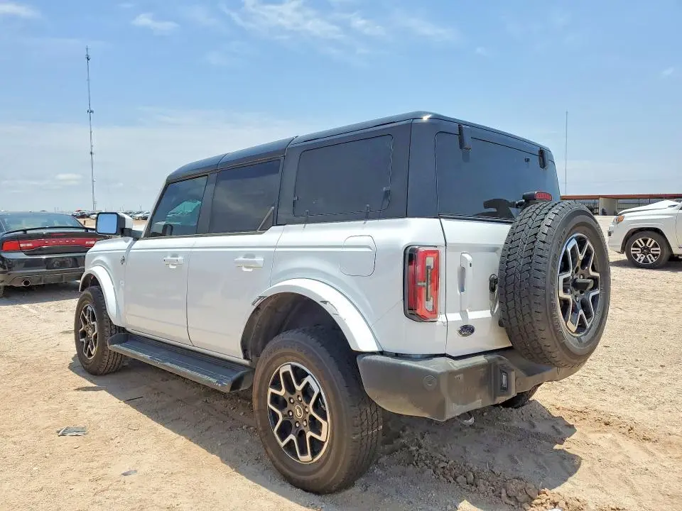 2025 FORD BRONCO OUTER BANKS  
