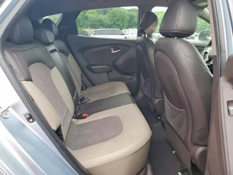 2012 HYUNDAI TUCSON GLS  