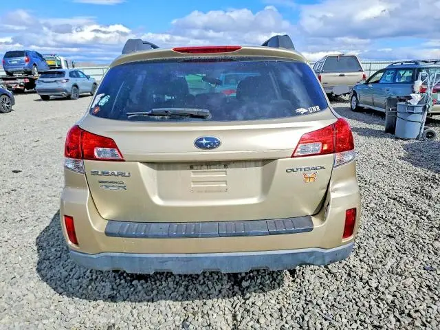 2010 SUBARU OUTBACK 2.5I PREMIUM  