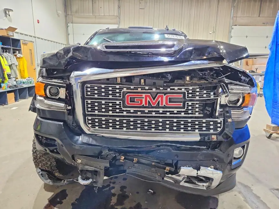 2019 GMC SIERRA K2500 DENALI  