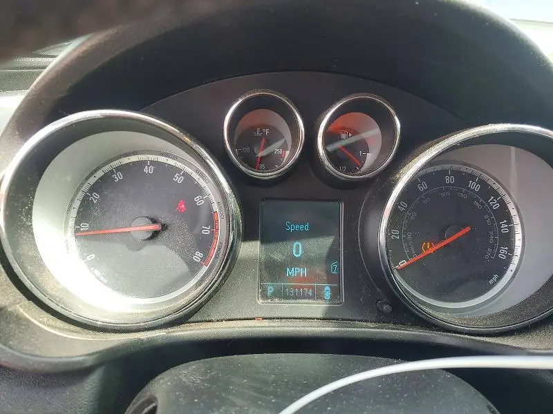 2011 BUICK REGAL CXL  