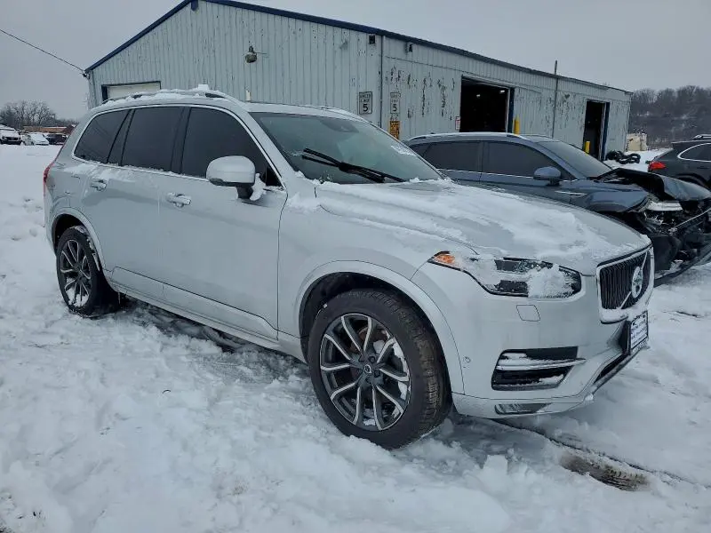 2016 VOLVO XC90 T6  