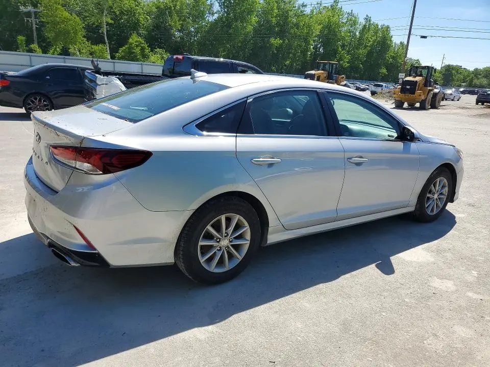 2019 HYUNDAI SONATA SE  