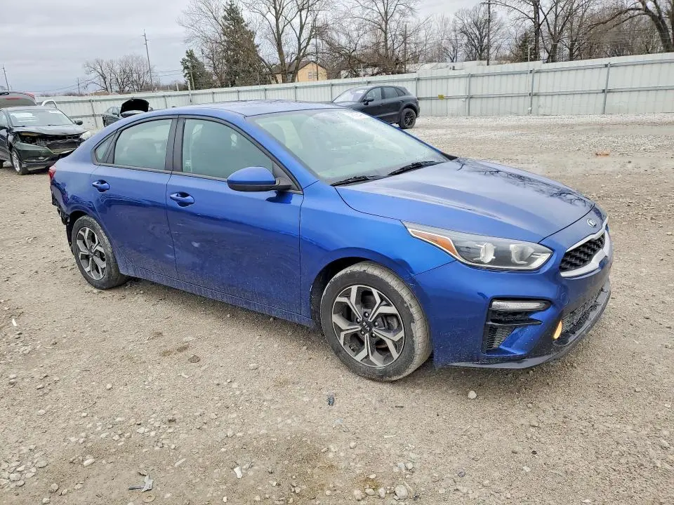 2019 KIA FORTE LXS  