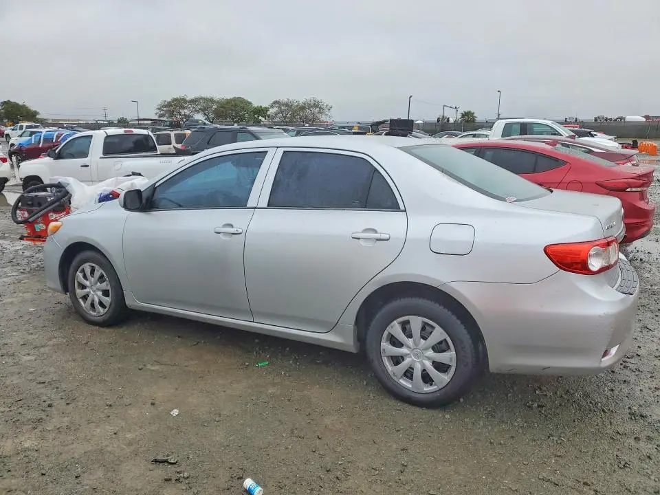 2013 TOYOTA COROLLA L  