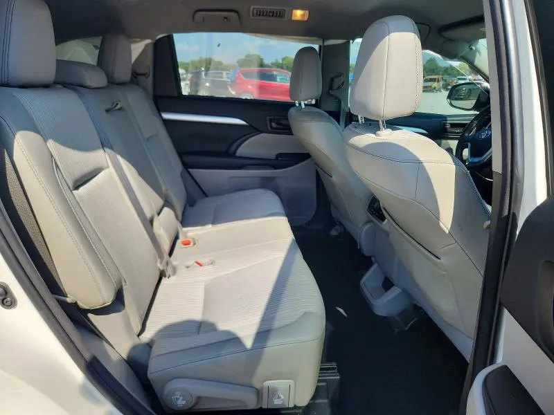 2014 TOYOTA HIGHLANDER LE PLUS  